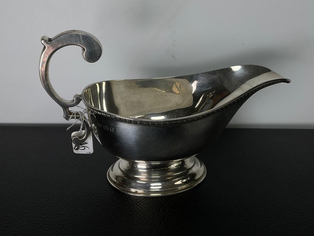 English sterling silver sauce boat, Georgian style, Birmingham 1930