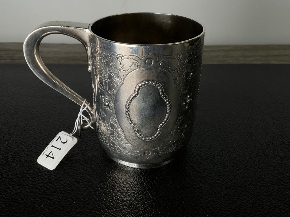Victorian sterling silver christening mug with beaded & foliate dec, un-inscribed, London 1872  (137g)