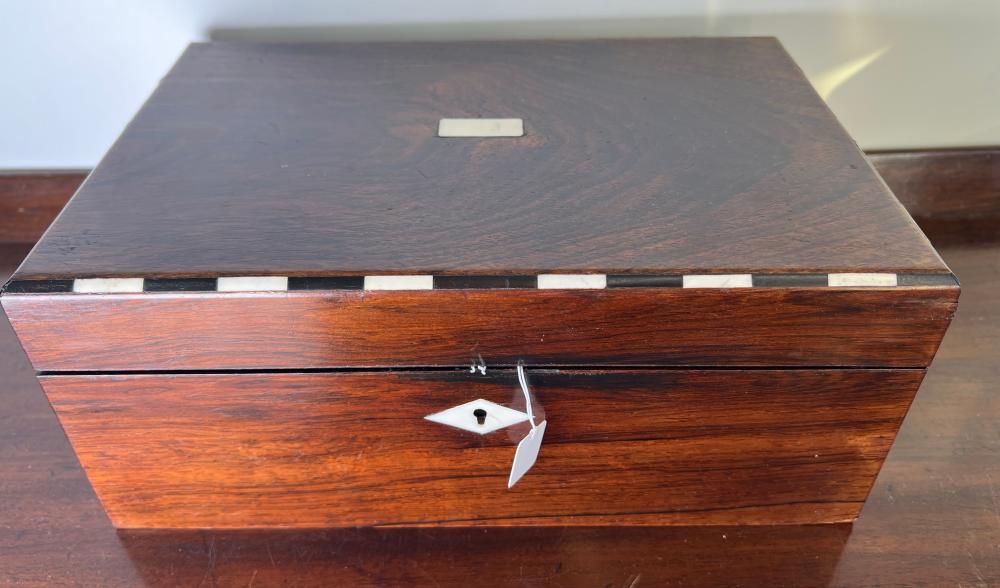 Victorian rosewood writing slope with mother-of-pearl inlay, 19th century