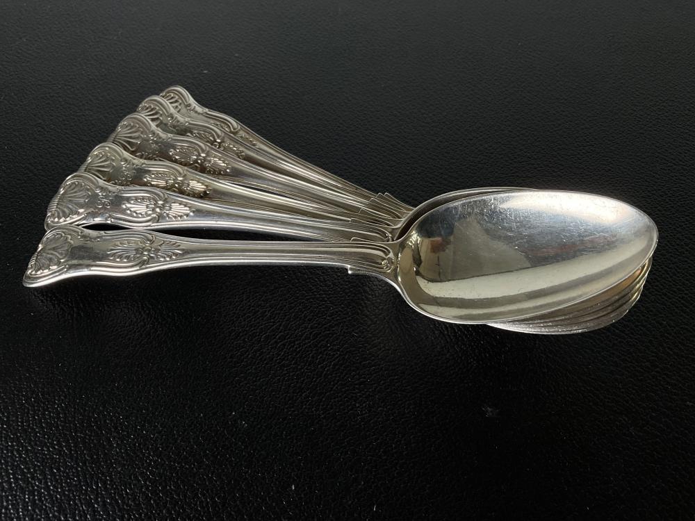 Six Kings Pattern silver dessert spoons, 1840 and 1894