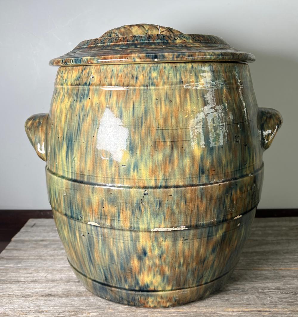 Bendigo Pottery large barrel-form stoneware crock and cover, mottled flowing glaze, late 19th to early 20th century